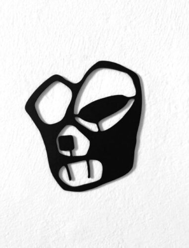 DUMMIE (2025), Schwarzpappe gelasert, Magnetaufhängung  Laser-cut black cardboard, magnetic suspension 152 x 134 x 2,5 mm Auflage / Edition of 12 + AP